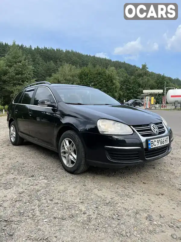 Універсал Volkswagen Golf 2008 1.9 л. Ручна / Механіка обл. Львівська, Старий Самбір - Фото 1/20