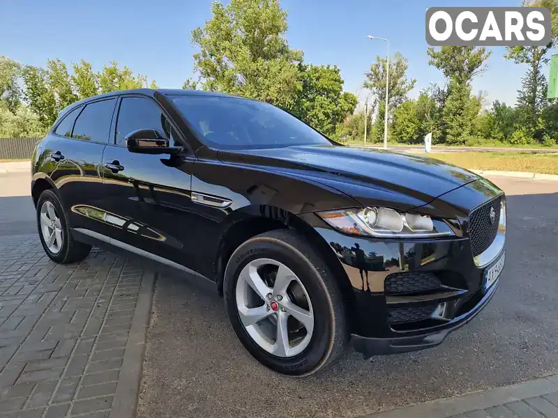 SADCJ2FN9JA260096 Jaguar F-Pace 2017 Внедорожник / Кроссовер 2 л. Фото 4