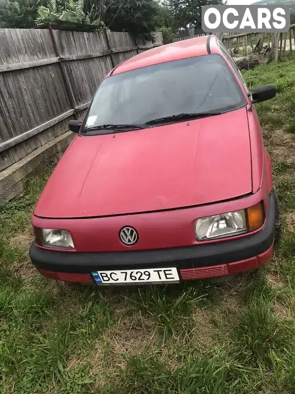 Універсал Volkswagen Passat 1989 1.6 л. Ручна / Механіка обл. Львівська, location.city.bibrka - Фото 1/10