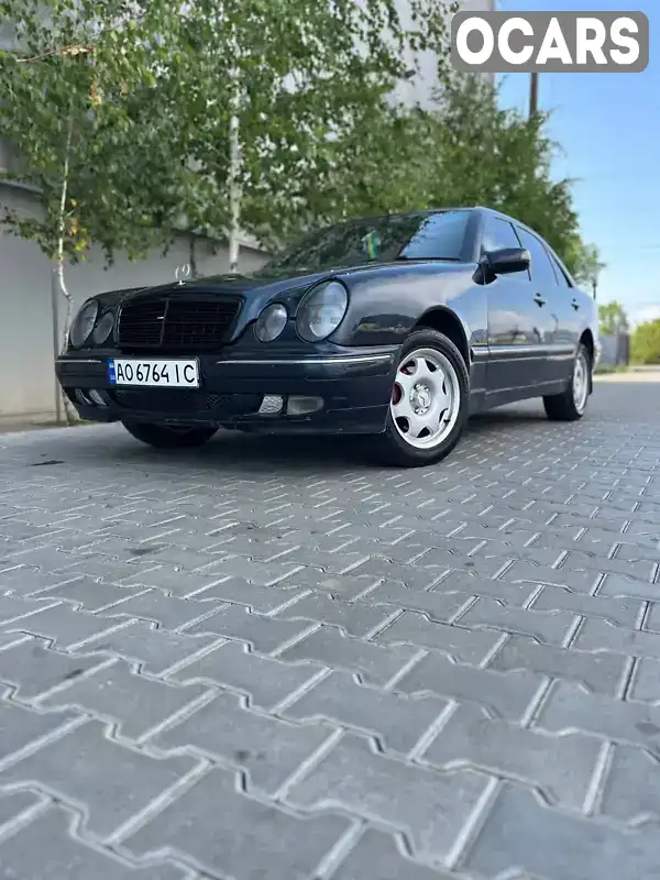 Седан Mercedes-Benz E-Class 2001 2.15 л. Автомат обл. Закарпатська, Мукачево - Фото 1/6