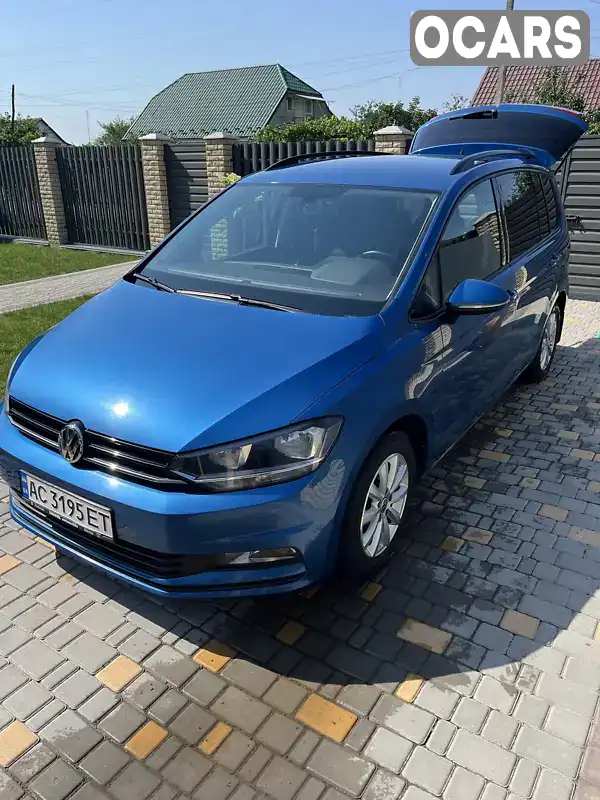 Мікровен Volkswagen Touran 2017 1.6 л. Ручна / Механіка обл. Хмельницька, Кам'янець-Подільський - Фото 1/18