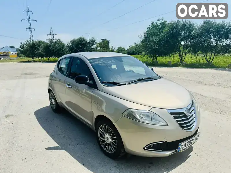 Хэтчбек Lancia Ypsilon 2012 0.88 л. Робот обл. Тернопольская, Тернополь - Фото 1/8