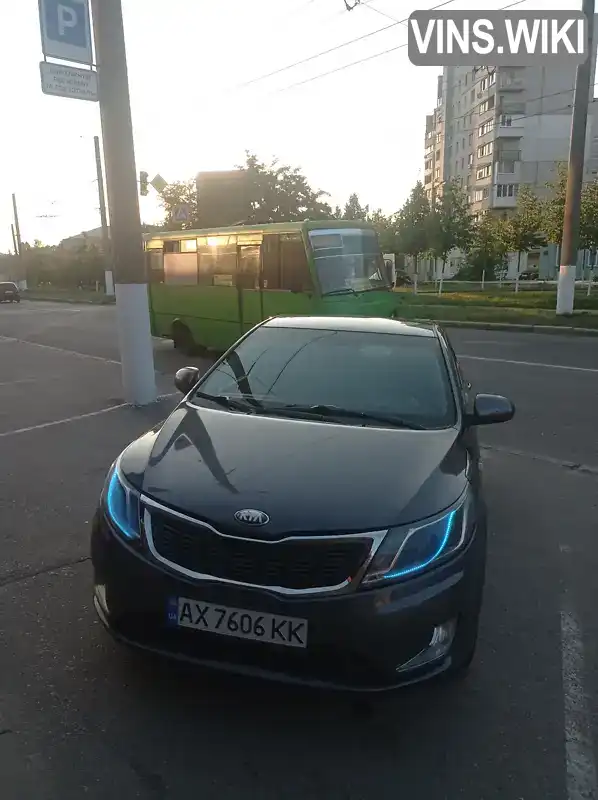 Седан Kia Rio 2013 1.4 л. Ручна / Механіка обл. Харківська, Харків - Фото 1/11