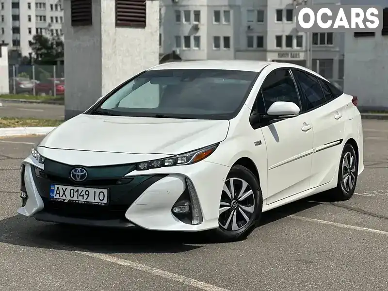 Хетчбек Toyota Prius 2017 1.8 л. Варіатор обл. Київська, Київ - Фото 1/21