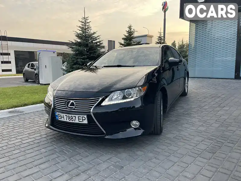 Седан Lexus ES 2013 2.5 л. Автомат обл. Одеська, Одеса - Фото 1/21