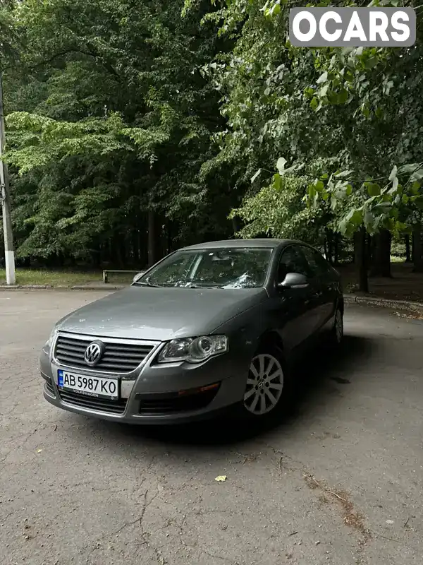 Седан Volkswagen Passat 2005 1.6 л. Ручна / Механіка обл. Вінницька, Жмеринка - Фото 1/16