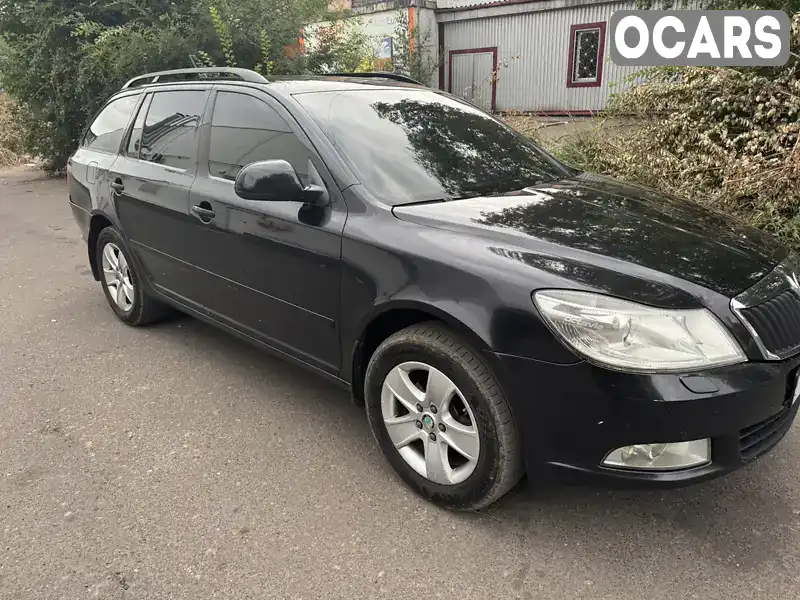 Универсал Skoda Octavia 2013 1.6 л. Ручная / Механика обл. Донецкая, Покровск (Красноармейск) - Фото 1/13