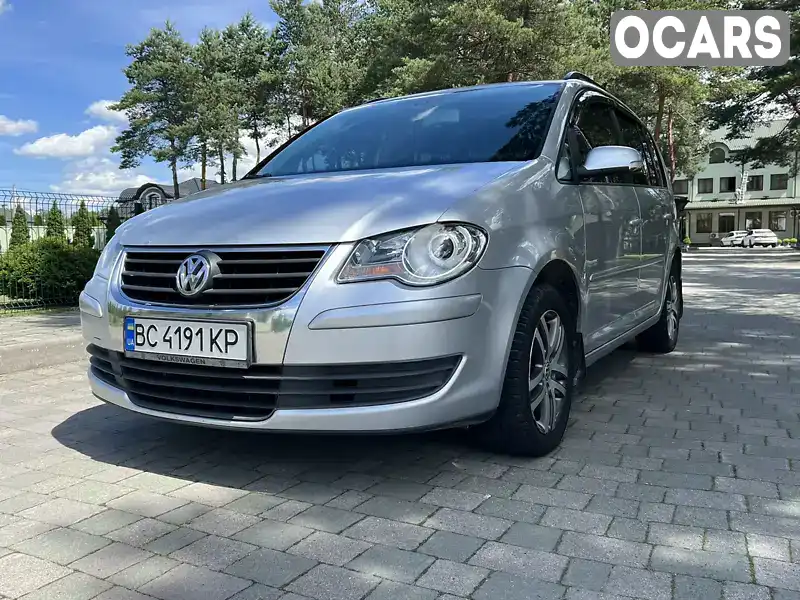 Минивэн Volkswagen Touran 2007 2 л. Ручная / Механика обл. Полтавская, Лубны - Фото 1/21