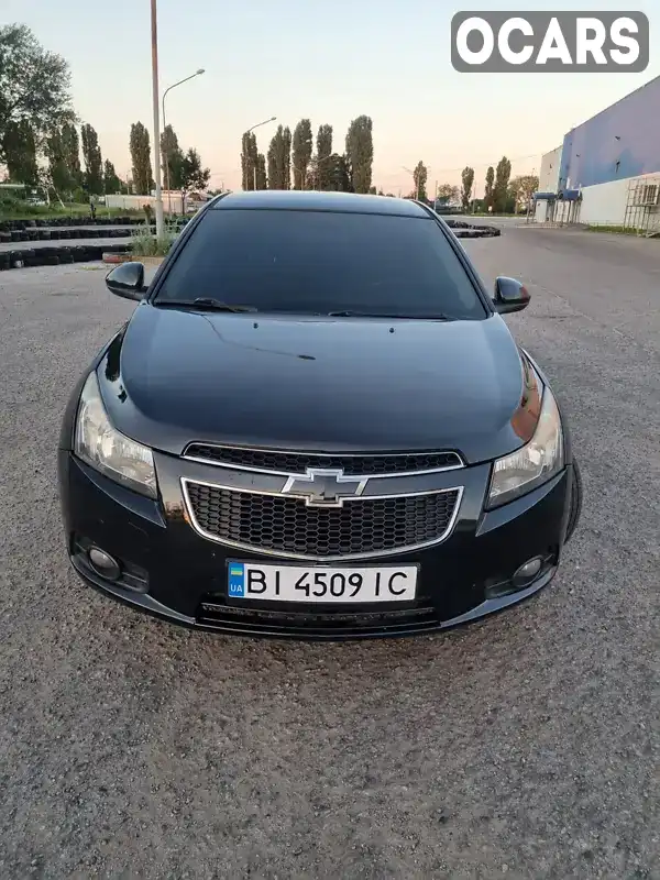 Седан Chevrolet Cruze 2011 1.4 л. Автомат обл. Полтавська, Кременчук - Фото 1/13