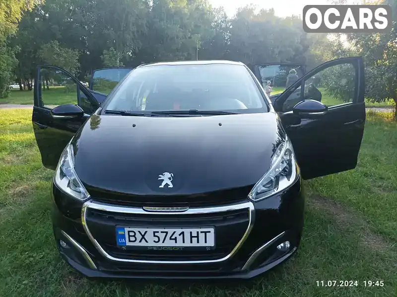 Хетчбек Peugeot 208 2017 1.2 л. Автомат обл. Хмельницька, Старокостянтинів - Фото 1/21