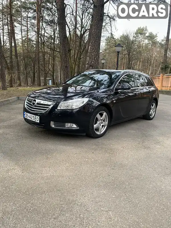 Универсал Opel Insignia 2011 1.96 л. Автомат обл. Черниговская, Чернигов - Фото 1/11