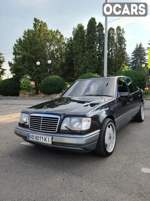 Седан Mercedes-Benz E-Class 1994 4.2 л. Автомат обл. Вінницька, Томашпіль - Фото 1/18