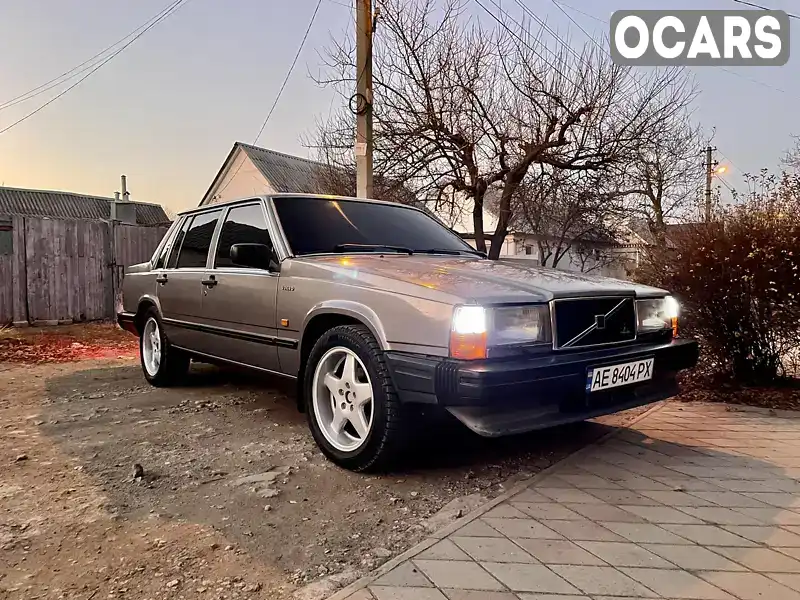 Седан Volvo 760 1984 2.4 л. Ручна / Механіка обл. Дніпропетровська, Дніпро (Дніпропетровськ) - Фото 1/9