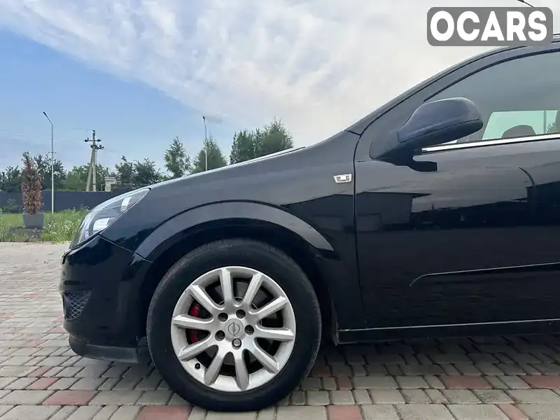 W0L0AHL35A2079529 Opel Astra 2010 Універсал 1.9 л. Фото 5