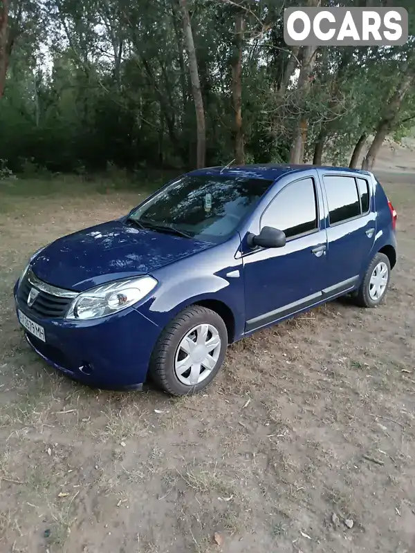 Хетчбек Dacia Sandero 2009 1.2 л. Ручна / Механіка обл. Полтавська, Карлівка - Фото 1/16