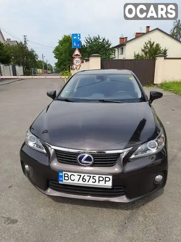 Хетчбек Lexus CT 2013 1.8 л. Варіатор обл. Львівська, Львів - Фото 1/21