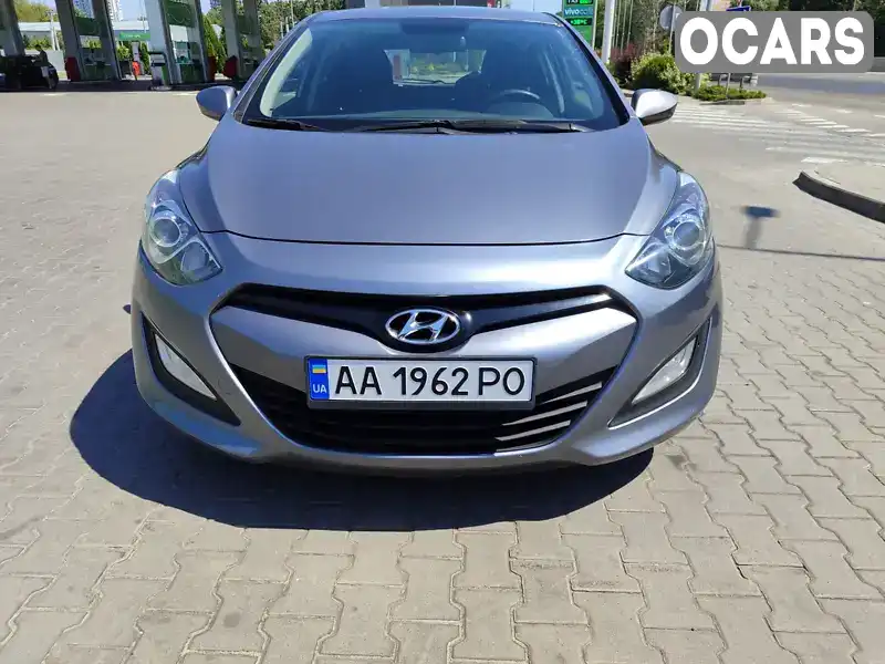 Хетчбек Hyundai i30 2013 1.4 л. Ручна / Механіка обл. Київська, Біла Церква - Фото 1/3