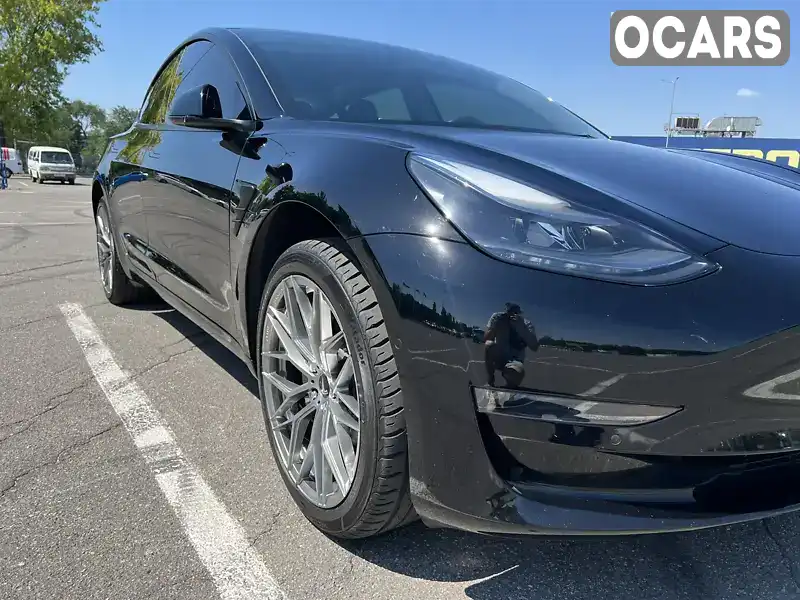 Седан Tesla Model 3 2022 null_content л. обл. Львовская, Львов - Фото 1/21