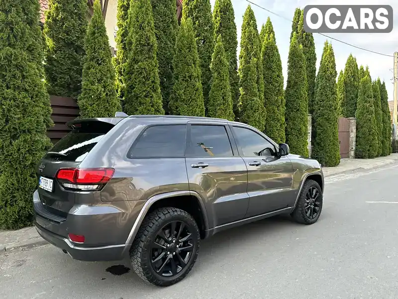 1C4RJFAG9JC158422 Jeep Grand Cherokee 2017 Внедорожник / Кроссовер 3.6 л. Фото 5