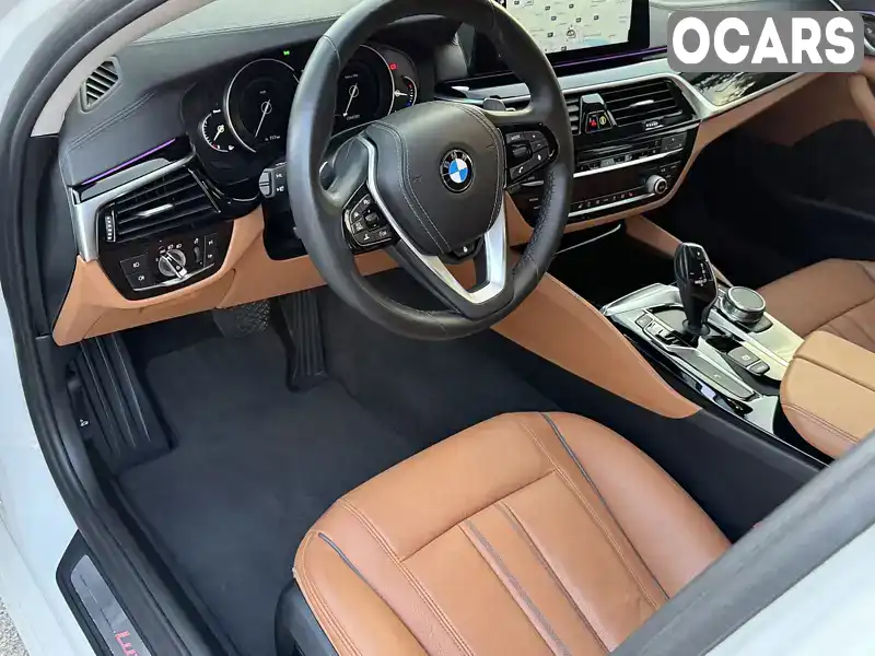 WBAJC310XJDB28655 BMW 5 Series 2018 Седан 2 л. Фото 8