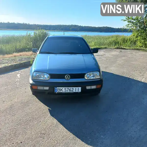 Хетчбек Volkswagen Golf 1994 1.6 л. Ручна / Механіка обл. Рівненська, Рокитне - Фото 1/20