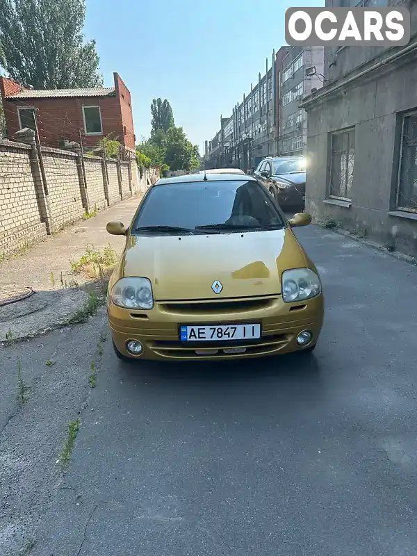 Хэтчбек Renault Clio 2001 1.4 л. Ручная / Механика обл. Днепропетровская, Днепр (Днепропетровск) - Фото 1/15