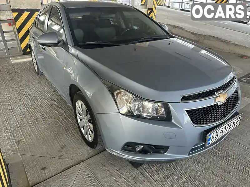 Седан Chevrolet Cruze 2011 1.6 л. Ручная / Механика обл. Харьковская, Харьков - Фото 1/10