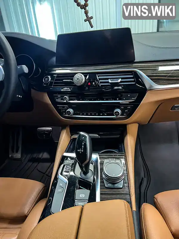 WBAJE7C57JWD49726 BMW 5 Series 2018 Седан 3 л. Фото 5