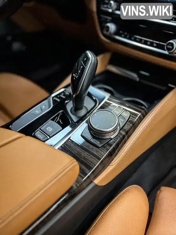 WBAJE7C57JWD49726 BMW 5 Series 2018 Седан 3 л. Фото 9