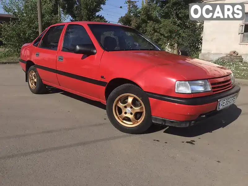 Седан Opel Vectra 1990 1.6 л. Ручна / Механіка обл. Дніпропетровська, Покров (Орджонікідзе) - Фото 1/9