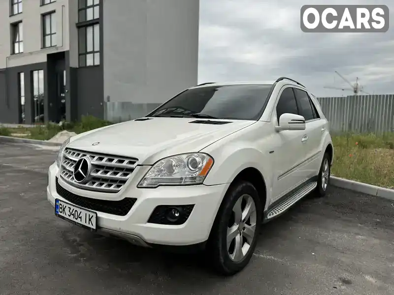 Позашляховик / Кросовер Mercedes-Benz M-Class 2010 3 л. Автомат обл. Рівненська, Рівне - Фото 1/19