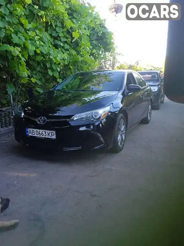 Седан Toyota Camry 2015 2.49 л. Автомат обл. Вінницька, Хмільник - Фото 1/21