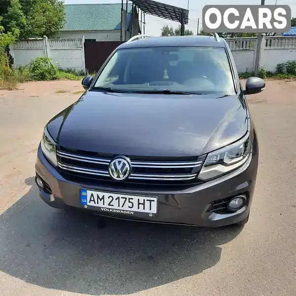 Внедорожник / Кроссовер Volkswagen Tiguan 2015 2 л. Автомат обл. Житомирская, Коростень - Фото 1/21