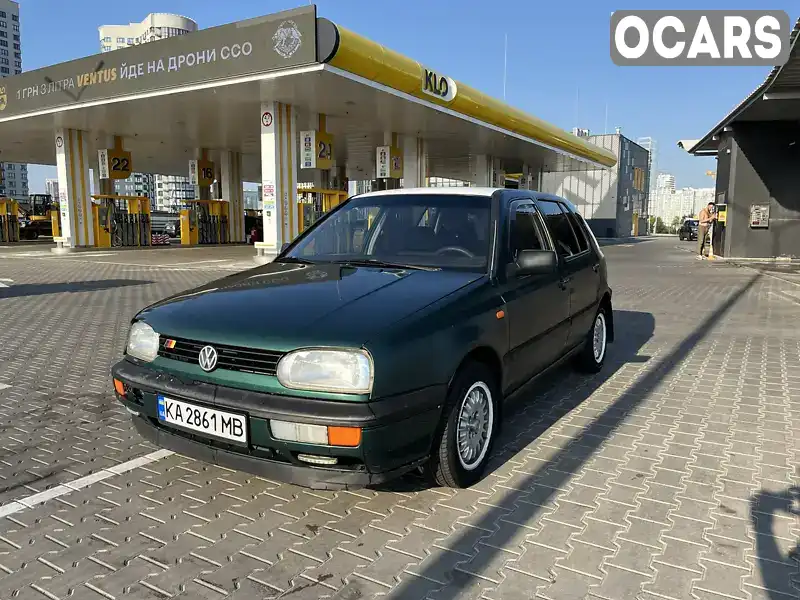 Хетчбек Volkswagen Golf 1996 1.4 л. Ручна / Механіка обл. Київська, Київ - Фото 1/18