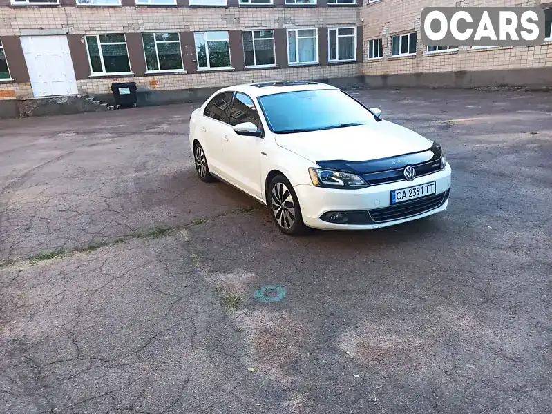 Седан Volkswagen Jetta 2013 1.4 л. Автомат обл. Черкасская, Черкассы - Фото 1/11