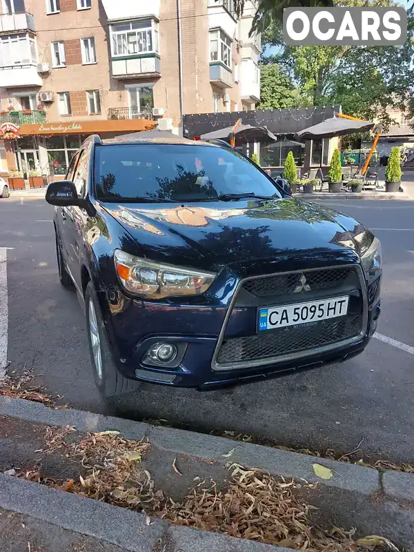 Позашляховик / Кросовер Mitsubishi Outlander Sport 2012 2 л. Варіатор обл. Черкаська, Черкаси - Фото 1/20