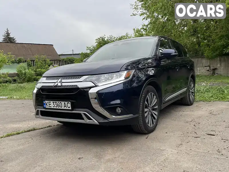 Позашляховик / Кросовер Mitsubishi Outlander 2019 2.36 л. Автомат обл. Дніпропетровська, Кривий Ріг - Фото 1/13