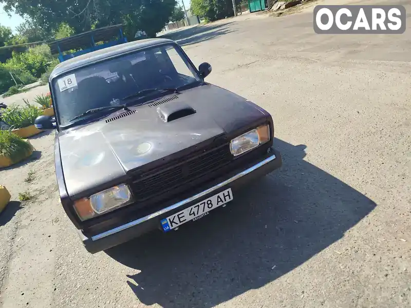 Седан ВАЗ / Lada 2107 1998 1.3 л. Ручна / Механіка обл. Дніпропетровська, Кривий Ріг - Фото 1/6