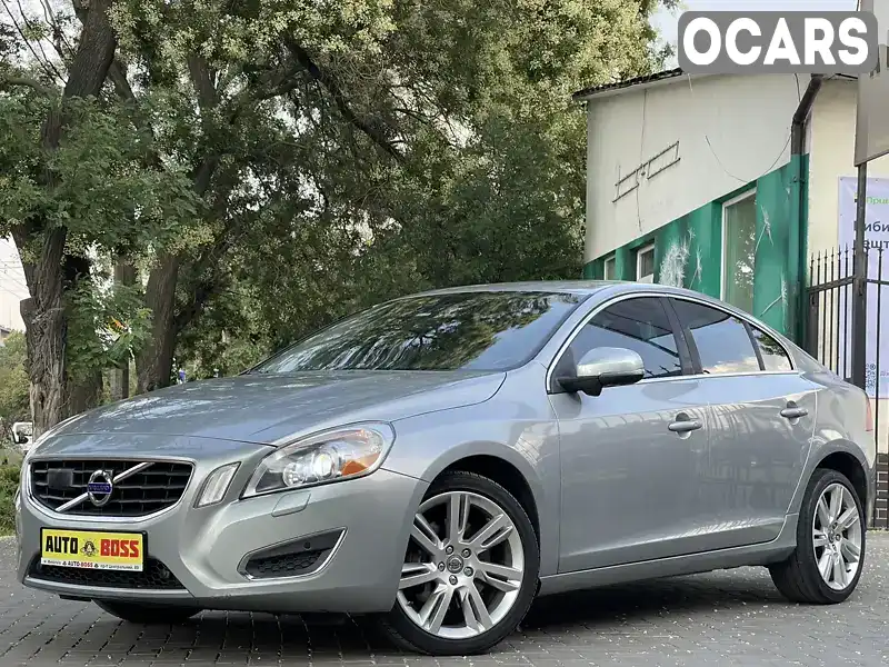 Седан Volvo S60 2013 2.5 л. Автомат обл. Миколаївська, Миколаїв - Фото 1/21