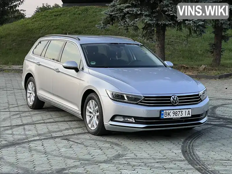 Універсал Volkswagen Passat 2018 2 л. Автомат обл. Рівненська, Дубно - Фото 1/21