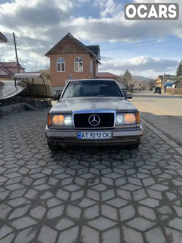 WDB1240231B126417 Mercedes-Benz E-Class 1990 Седан 2.5 л. Фото 1