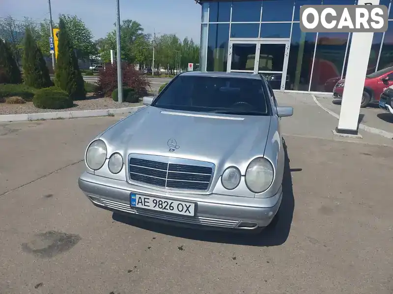 Седан Mercedes-Benz E-Class 1997 2.5 л. Ручна / Механіка обл. Полтавська, Кременчук - Фото 1/15