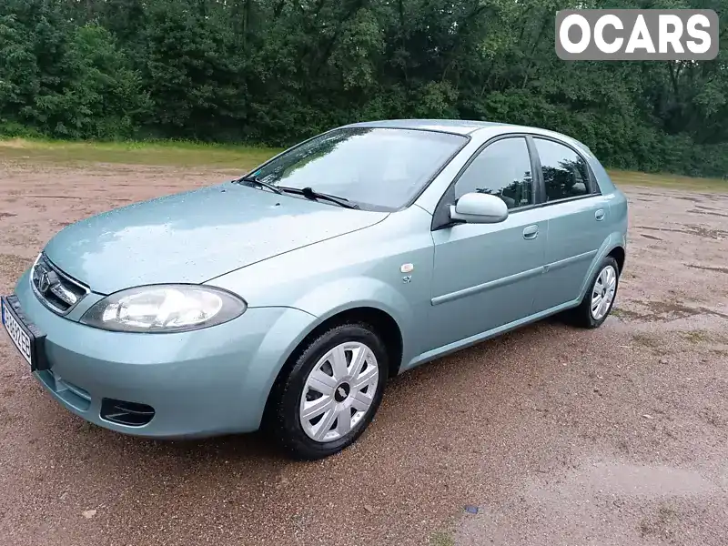 Хэтчбек Daewoo Lacetti 2004 1.6 л. Ручная / Механика обл. Черниговская, Чернигов - Фото 1/17