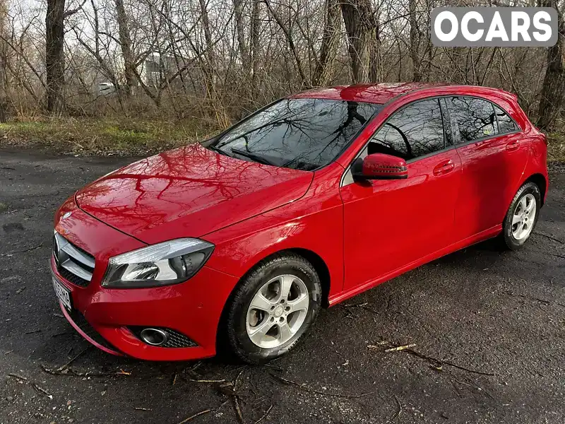 Хэтчбек Mercedes-Benz A-Class 2013 1.8 л. Автомат обл. Харьковская, Харьков - Фото 1/21