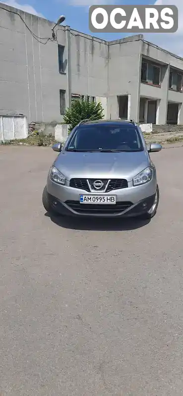 Позашляховик / Кросовер Nissan Qashqai+2 2012 1.6 л. Ручна / Механіка обл. Житомирська, Житомир - Фото 1/14