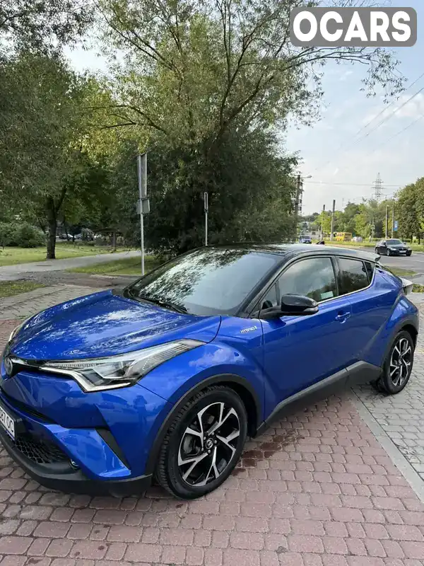 Позашляховик / Кросовер Toyota C-HR 2019 1.8 л. Автомат обл. Львівська, Львів - Фото 1/14