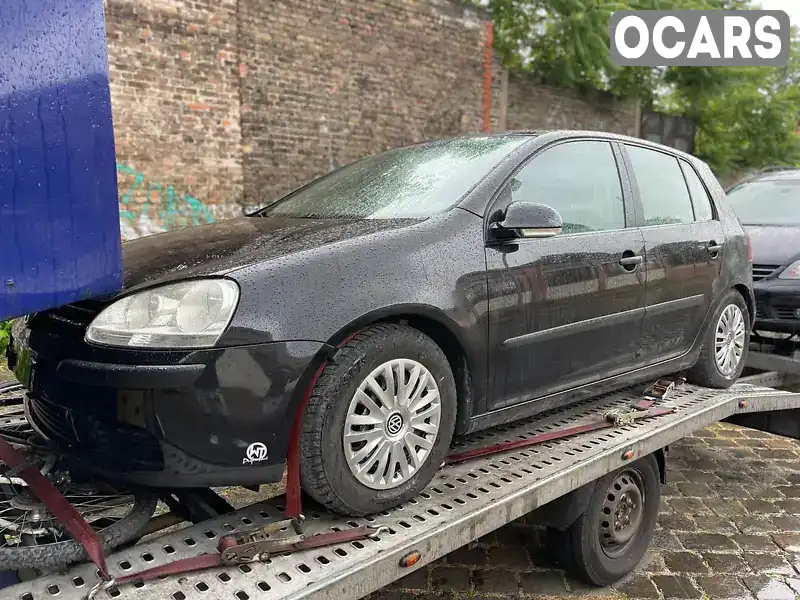 Хетчбек Volkswagen Golf 2004 1.6 л. Ручна / Механіка обл. Сумська, Конотоп - Фото 1/5