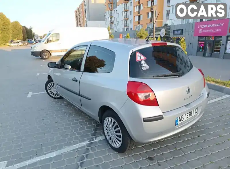 Хэтчбек Renault Clio 2005 1.15 л. Ручная / Механика обл. Винницкая, Винница - Фото 1/10