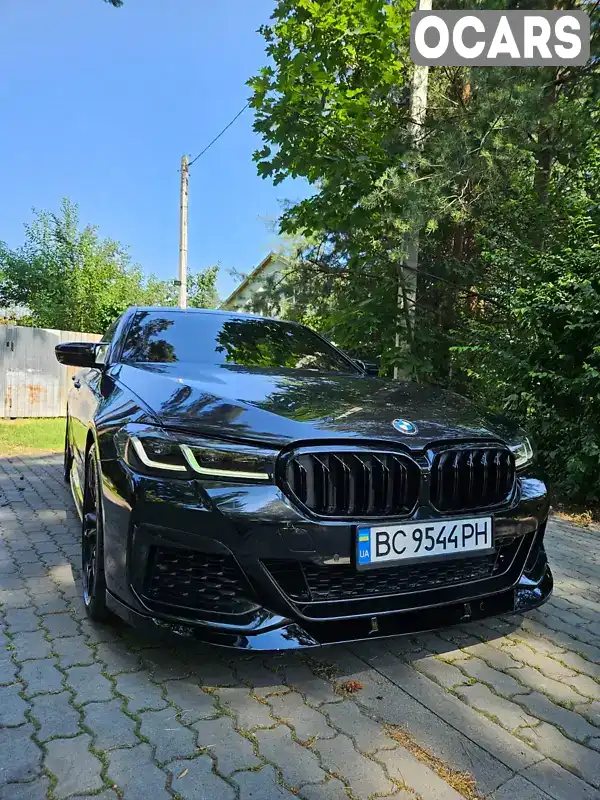 WBAJE7C55JWD52785 BMW 5 Series 2018 Седан 3 л. Фото 3