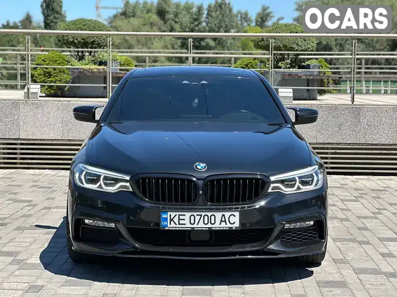 WBAJD11040B196216 BMW 5 Series 2018 Седан 2.99 л. Фото 2